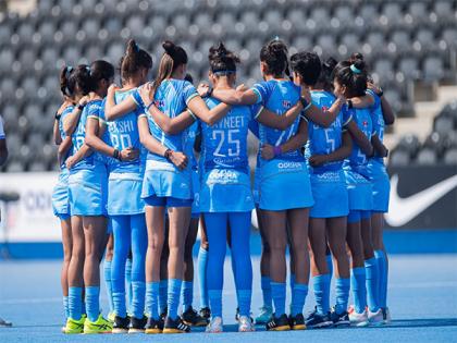 India face narrow 2-3 defeat against Australia in FIH Hockey Pro League 2024/25 (Women) | India face narrow 2-3 defeat against Australia in FIH Hockey Pro League 2024/25 (Women) India face narrow 2-3 defeat against Australia in FIH Hockey Pro League 2024/25 (Women) | India face narrow 2-3 defeat against Australia in FIH Hockey Pro League 2024/25 (Women)