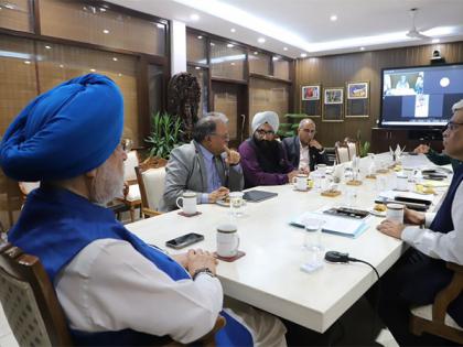 ONGC in touch with International experts to prevent spread of Sivasagar explosion: Hardeep Puri | ONGC in touch with International experts to prevent spread of Sivasagar explosion: Hardeep Puri ONGC in touch with International experts to prevent spread of Sivasagar explosion: Hardeep Puri | ONGC in touch with International experts to prevent spread of Sivasagar explosion: Hardeep Puri