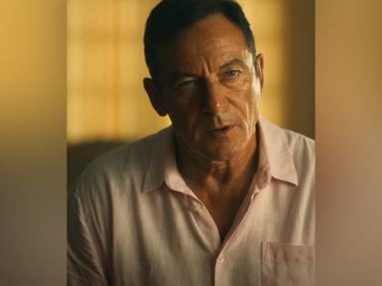 Jason Isaacs on receiving equal pay as 'White Lotus' co-stars | Jason Isaacs on receiving equal pay as 'White Lotus' co-stars Jason Isaacs on receiving equal pay as 'White Lotus' co-stars | Jason Isaacs on receiving equal pay as 'White Lotus' co-stars