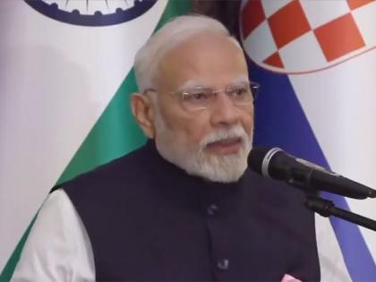 PM Modi emplanes for India after concluding his three-nation tour | PM Modi emplanes for India after concluding his three-nation tour PM Modi emplanes for India after concluding his three-nation tour | PM Modi emplanes for India after concluding his three-nation tour