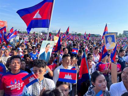 Cambodia halts fuel imports from Thailand as border spat escalates | Cambodia halts fuel imports from Thailand as border spat escalates Cambodia halts fuel imports from Thailand as border spat escalates | Cambodia halts fuel imports from Thailand as border spat escalates
