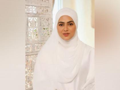 'Bigg Boss' fame Sana Khan's mother passes away | 'Bigg Boss' fame Sana Khan's mother passes away 'Bigg Boss' fame Sana Khan's mother passes away | 'Bigg Boss' fame Sana Khan's mother passes away