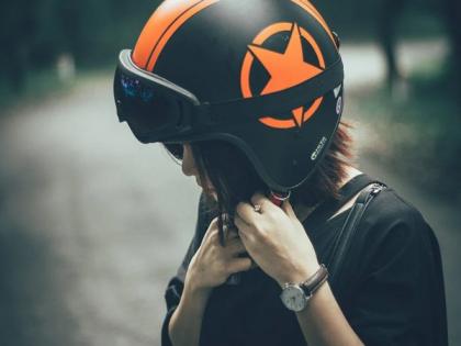 Govt proposes to make two helmets mandatory for new 2-wheelers | Govt proposes to make two helmets mandatory for new 2-wheelers Govt proposes to make two helmets mandatory for new 2-wheelers | Govt proposes to make two helmets mandatory for new 2-wheelers