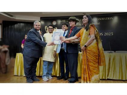 Dr. Vikas Singhal Honored with Bharat Shri Award 2025 for Advancing Evidence-Based Homeopathic Practice | Dr. Vikas Singhal Honored with Bharat Shri Award 2025 for Advancing Evidence-Based Homeopathic Practice