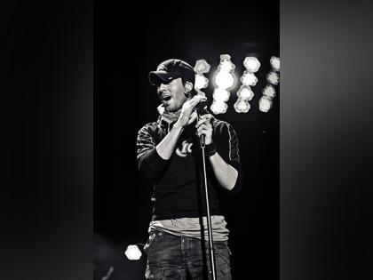 Enrique Iglesias adds second Mumbai show after first sells out in hours | Enrique Iglesias adds second Mumbai show after first sells out in hours Enrique Iglesias adds second Mumbai show after first sells out in hours | Enrique Iglesias adds second Mumbai show after first sells out in hours