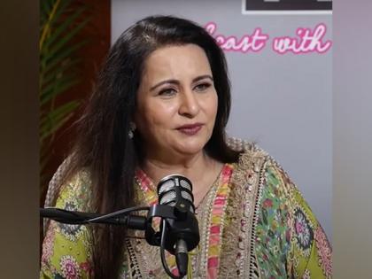 "Who will accept if Hema Malini becomes Zeenat Aman?": Poonam Dhillon reveals Yash Chopra's feedback on 'Yeh Vaada Rha' story | "Who will accept if Hema Malini becomes Zeenat Aman?": Poonam Dhillon reveals Yash Chopra's feedback on 'Yeh Vaada Rha' story "Who will accept if Hema Malini becomes Zeenat Aman?": Poonam Dhillon reveals Yash Chopra's feedback on 'Yeh Vaada Rha' story | "Who will accept if Hema Malini becomes Zeenat Aman?": Poonam Dhillon reveals Yash Chopra's feedback on 'Yeh Vaada Rha' story