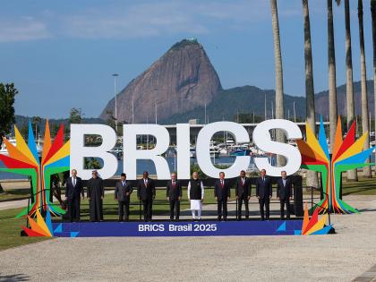 PM Modi joins BRICS leaders for family photo at 17th BRICS Summit in Rio | PM Modi joins BRICS leaders for family photo at 17th BRICS Summit in Rio