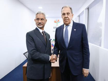EAM Jaishankar holds talks with Russian counterpart Lavrov on sidelines of BRICS Summit | EAM Jaishankar holds talks with Russian counterpart Lavrov on sidelines of BRICS Summit EAM Jaishankar holds talks with Russian counterpart Lavrov on sidelines of BRICS Summit | EAM Jaishankar holds talks with Russian counterpart Lavrov on sidelines of BRICS Summit