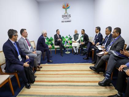 PM Modi meets Uruguay Prez on sidelines of BRICS Summit, discusses expansion of India-MERCOSUR Preferential Trade Agreement | PM Modi meets Uruguay Prez on sidelines of BRICS Summit, discusses expansion of India-MERCOSUR Preferential Trade Agreement PM Modi meets Uruguay Prez on sidelines of BRICS Summit, discusses expansion of India-MERCOSUR Preferential Trade Agreement | PM Modi meets Uruguay Prez on sidelines of BRICS Summit, discusses expansion of India-MERCOSUR Preferential Trade Agreement