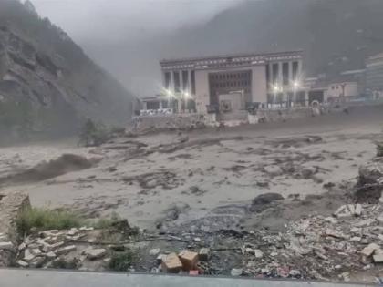 Flash flood sweeps Nepal-China bridge and vehicles in Rasuwa; search operation underway | Flash flood sweeps Nepal-China bridge and vehicles in Rasuwa; search operation underway