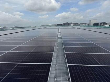 TotalEnergies ENEOS solarizes Lee Huat Yap Kee's logistics facilities in Singapore | TotalEnergies ENEOS solarizes Lee Huat Yap Kee's logistics facilities in Singapore TotalEnergies ENEOS solarizes Lee Huat Yap Kee's logistics facilities in Singapore | TotalEnergies ENEOS solarizes Lee Huat Yap Kee's logistics facilities in Singapore