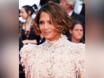 Halle Berry shares she "went into this somewhat shy" during 'The Flintstones' shoot, here is why | Halle Berry shares she "went into this somewhat shy" during 'The Flintstones' shoot, here is why Halle Berry shares she "went into this somewhat shy" during 'The Flintstones' shoot, here is why | Halle Berry shares she "went into this somewhat shy" during 'The Flintstones' shoot, here is why