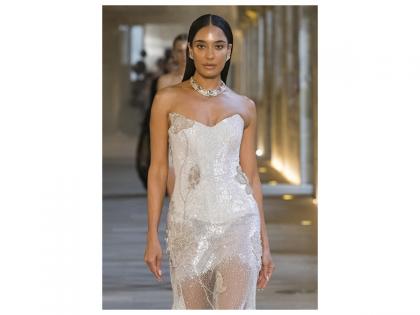 Tanishq Returns to Paris Couture Week with 'Radiance in Rhythm' Collection, its Third Consecutive Showcase Styled with Celebrated Designer Rahul Mishra | Tanishq Returns to Paris Couture Week with 'Radiance in Rhythm' Collection, its Third Consecutive Showcase Styled with Celebrated Designer Rahul Mishra