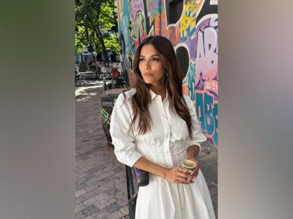 Eva Longoria to direct 'Anita de Monte Laughs Last' | Eva Longoria to direct 'Anita de Monte Laughs Last' Eva Longoria to direct 'Anita de Monte Laughs Last' | Eva Longoria to direct 'Anita de Monte Laughs Last'