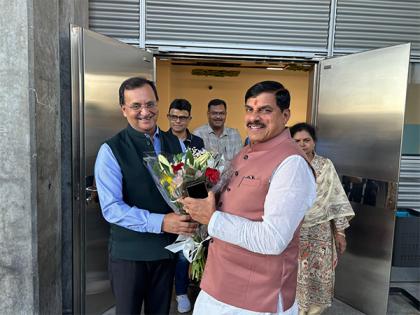 Madhya Pradesh Chief Minister Mohan Yadav arrives in Madrid | Madhya Pradesh Chief Minister Mohan Yadav arrives in Madrid Madhya Pradesh Chief Minister Mohan Yadav arrives in Madrid | Madhya Pradesh Chief Minister Mohan Yadav arrives in Madrid