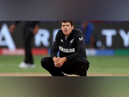 "That partnership from Bev and Robbo was outstanding": Kiwi skipper Mitchell Santner hails Tim Robinson, Bevon Jacobs for 103 stand against Proteas | "That partnership from Bev and Robbo was outstanding": Kiwi skipper Mitchell Santner hails Tim Robinson, Bevon Jacobs for 103 stand against Proteas