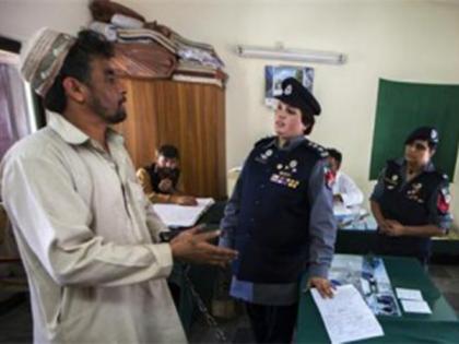 Pakistan: ILO report flags 25 per cent gender pay gap, highlights barriers to women's economic participation | Pakistan: ILO report flags 25 per cent gender pay gap, highlights barriers to women's economic participation Pakistan: ILO report flags 25 per cent gender pay gap, highlights barriers to women's economic participation | Pakistan: ILO report flags 25 per cent gender pay gap, highlights barriers to women's economic participation