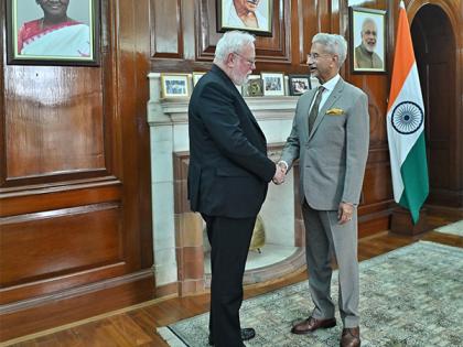"Good conversation": Jaishankar emphasises faith, dialogue and diplomacy after meeting Vatican Envoy | "Good conversation": Jaishankar emphasises faith, dialogue and diplomacy after meeting Vatican Envoy "Good conversation": Jaishankar emphasises faith, dialogue and diplomacy after meeting Vatican Envoy | "Good conversation": Jaishankar emphasises faith, dialogue and diplomacy after meeting Vatican Envoy