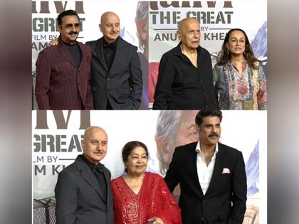Anupam Kher's 'Tanvi The Great' Mumbai screening turns out to be a star-studed affair | Anupam Kher's 'Tanvi The Great' Mumbai screening turns out to be a star-studed affair Anupam Kher's 'Tanvi The Great' Mumbai screening turns out to be a star-studed affair | Anupam Kher's 'Tanvi The Great' Mumbai screening turns out to be a star-studed affair
