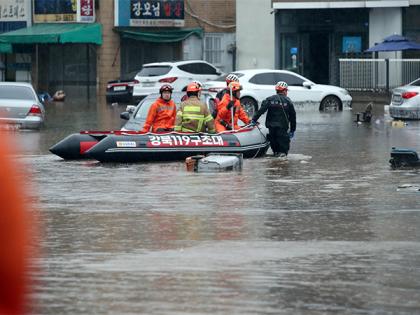 Heavy rainfall in South Korea claims 14 lives, 12 still missing | Heavy rainfall in South Korea claims 14 lives, 12 still missing