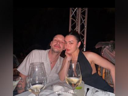Charli XCX gets married to The 1975's George Daniel in intimate ceremony | Charli XCX gets married to The 1975's George Daniel in intimate ceremony Charli XCX gets married to The 1975's George Daniel in intimate ceremony | Charli XCX gets married to The 1975's George Daniel in intimate ceremony