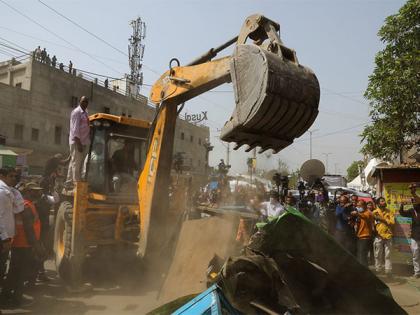 Pakistan's war on poor: Lahore traders left in limbo as govt plans demolition of 2,285 shops | Pakistan's war on poor: Lahore traders left in limbo as govt plans demolition of 2,285 shops