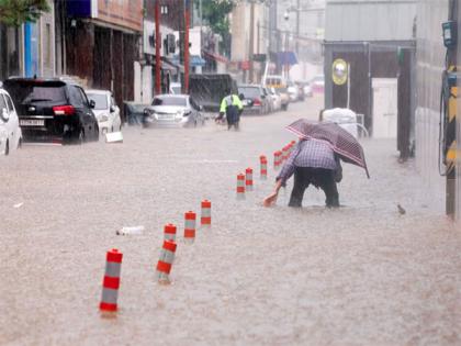 Heavy rains, landslides in Korea leave 18 dead, 9 injured | Heavy rains, landslides in Korea leave 18 dead, 9 injured