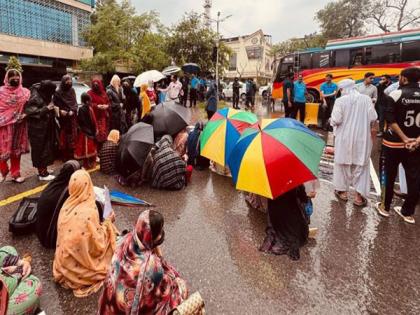 Baloch families brave rain, harassment in Islamabad as protest for missing persons, BYC leaders enters sixth day | Baloch families brave rain, harassment in Islamabad as protest for missing persons, BYC leaders enters sixth day Baloch families brave rain, harassment in Islamabad as protest for missing persons, BYC leaders enters sixth day | Baloch families brave rain, harassment in Islamabad as protest for missing persons, BYC leaders enters sixth day