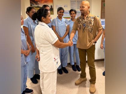 Rakesh Roshan undergoes preventive procedures after discovering that his carotid arteries to brain were above 75 % blocked | Rakesh Roshan undergoes preventive procedures after discovering that his carotid arteries to brain were above 75 % blocked Rakesh Roshan undergoes preventive procedures after discovering that his carotid arteries to brain were above 75 % blocked | Rakesh Roshan undergoes preventive procedures after discovering that his carotid arteries to brain were above 75 % blocked