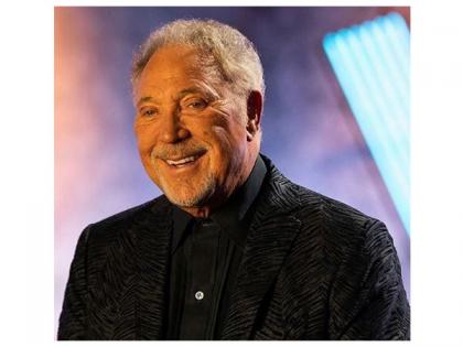 Tom Jones postpones show in Germany due to health complications | Tom Jones postpones show in Germany due to health complications Tom Jones postpones show in Germany due to health complications | Tom Jones postpones show in Germany due to health complications
