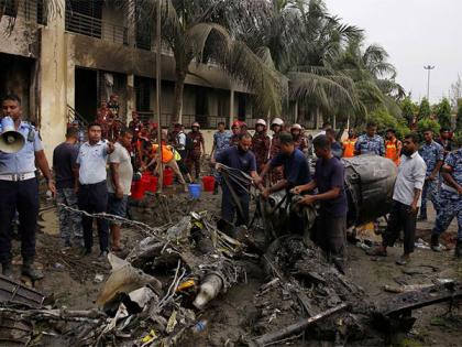 Indian medical team arrives Dhaka to support for burn victims | Indian medical team arrives Dhaka to support for burn victims Indian medical team arrives Dhaka to support for burn victims | Indian medical team arrives Dhaka to support for burn victims