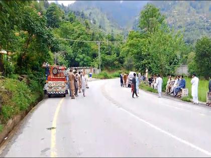 Transporters protest in PoJK's Jhelum valley over unauthorised vehicles and fines | Transporters protest in PoJK's Jhelum valley over unauthorised vehicles and fines