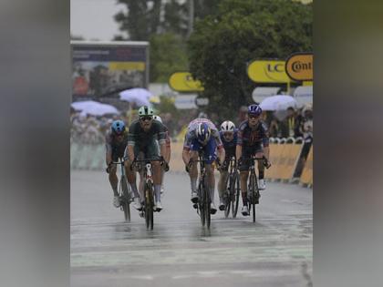 Tour de France: Jonathan Milan secures Stage 17 win, pips Jordi in rain-soaked finale | Tour de France: Jonathan Milan secures Stage 17 win, pips Jordi in rain-soaked finale Tour de France: Jonathan Milan secures Stage 17 win, pips Jordi in rain-soaked finale | Tour de France: Jonathan Milan secures Stage 17 win, pips Jordi in rain-soaked finale