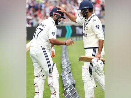 "Just Rishabh being Rishabh": Pant's grit wins hearts as he returns to bat in Manchester Test | "Just Rishabh being Rishabh": Pant's grit wins hearts as he returns to bat in Manchester Test
