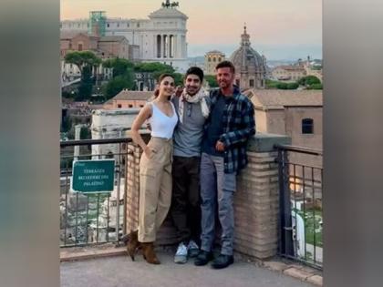 New mom Kiara Advani shares unseen pic with Hrithik Roshan ahead of 'War 2' trailer | New mom Kiara Advani shares unseen pic with Hrithik Roshan ahead of 'War 2' trailer New mom Kiara Advani shares unseen pic with Hrithik Roshan ahead of 'War 2' trailer | New mom Kiara Advani shares unseen pic with Hrithik Roshan ahead of 'War 2' trailer