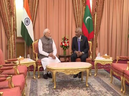 PM Modi holds meeting with Maldivian President Muizzu in Male | PM Modi holds meeting with Maldivian President Muizzu in Male