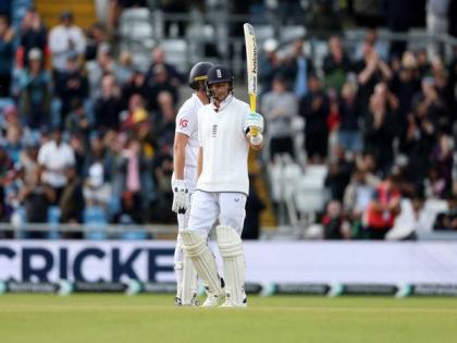 Pope-Root century stand takes England beyond 300-run mark (Day 3, Lunch) | Pope-Root century stand takes England beyond 300-run mark (Day 3, Lunch)