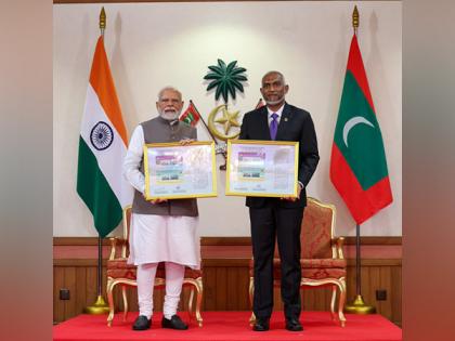 PM Modi, Maldives President Muizzu release commemorative stamps on occasion of 60th anniversary of India-Maldives relations | PM Modi, Maldives President Muizzu release commemorative stamps on occasion of 60th anniversary of India-Maldives relations PM Modi, Maldives President Muizzu release commemorative stamps on occasion of 60th anniversary of India-Maldives relations | PM Modi, Maldives President Muizzu release commemorative stamps on occasion of 60th anniversary of India-Maldives relations
