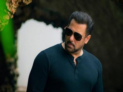 "My dad just said this to me": Salman Khan recalls valuable advice given by his father Salim Khan, wished to hearing it "earlier" | "My dad just said this to me": Salman Khan recalls valuable advice given by his father Salim Khan, wished to hearing it "earlier" "My dad just said this to me": Salman Khan recalls valuable advice given by his father Salim Khan, wished to hearing it "earlier" | "My dad just said this to me": Salman Khan recalls valuable advice given by his father Salim Khan, wished to hearing it "earlier"