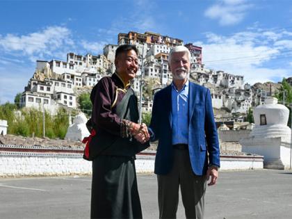 Czech Prez meets Tibet delegation in Ladakh, voices strong support for Tibetan rights and cultural freedom | Czech Prez meets Tibet delegation in Ladakh, voices strong support for Tibetan rights and cultural freedom