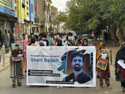 Protest erupts in Quetta over enforced disappearance of Ghani Baloch; family alleges security forces involvement | Protest erupts in Quetta over enforced disappearance of Ghani Baloch; family alleges security forces involvement