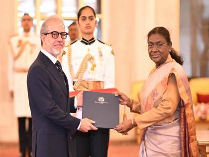 Envoys of four nations present credentials to President Murmu | Envoys of four nations present credentials to President Murmu