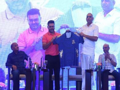 Parthiv Patel, Siddhant Sharma, Priyansh Arya and Suyash Sharma unveil Outer Delhi Warriors jersey | Parthiv Patel, Siddhant Sharma, Priyansh Arya and Suyash Sharma unveil Outer Delhi Warriors jersey