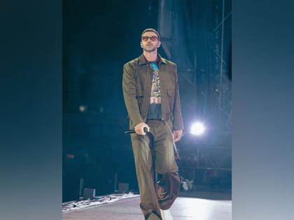Justin Timberlake diagnosed with Lyme disease during 'Forget Tomorrow World Tour' | Justin Timberlake diagnosed with Lyme disease during 'Forget Tomorrow World Tour' Justin Timberlake diagnosed with Lyme disease during 'Forget Tomorrow World Tour' | Justin Timberlake diagnosed with Lyme disease during 'Forget Tomorrow World Tour'