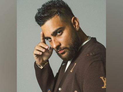 Karan Aujla drops his new single 'MF Gabhru' | Karan Aujla drops his new single 'MF Gabhru'