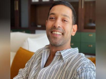 71st National Film Awards: Vikrant Massey dedicates his win to 'marginalised people', calls sharing award with SRK a 'privilege' | 71st National Film Awards: Vikrant Massey dedicates his win to 'marginalised people', calls sharing award with SRK a 'privilege' 71st National Film Awards: Vikrant Massey dedicates his win to 'marginalised people', calls sharing award with SRK a 'privilege' | 71st National Film Awards: Vikrant Massey dedicates his win to 'marginalised people', calls sharing award with SRK a 'privilege'