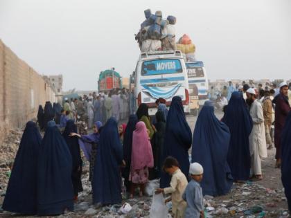 Pakistan to deport Afghan nationals as PoR cards expire | Pakistan to deport Afghan nationals as PoR cards expire Pakistan to deport Afghan nationals as PoR cards expire | Pakistan to deport Afghan nationals as PoR cards expire
