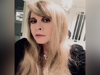 Stevie Nicks postpones shows after shoulder injury | Stevie Nicks postpones shows after shoulder injury Stevie Nicks postpones shows after shoulder injury | Stevie Nicks postpones shows after shoulder injury