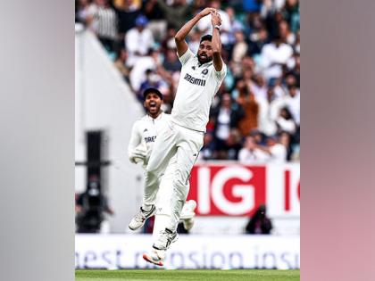 Bangar hails "all heart, all passion" Siraj for nine-fer at The Oval against England | Bangar hails "all heart, all passion" Siraj for nine-fer at The Oval against England