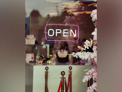 Fresh incident of firing at Kapil Sharma's Cafe in Surrey, Canada: Reports | Fresh incident of firing at Kapil Sharma's Cafe in Surrey, Canada: Reports